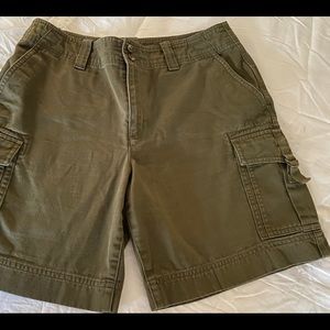 Ralph Lauren Cargo Shorts 7 1/2” inseam size 8